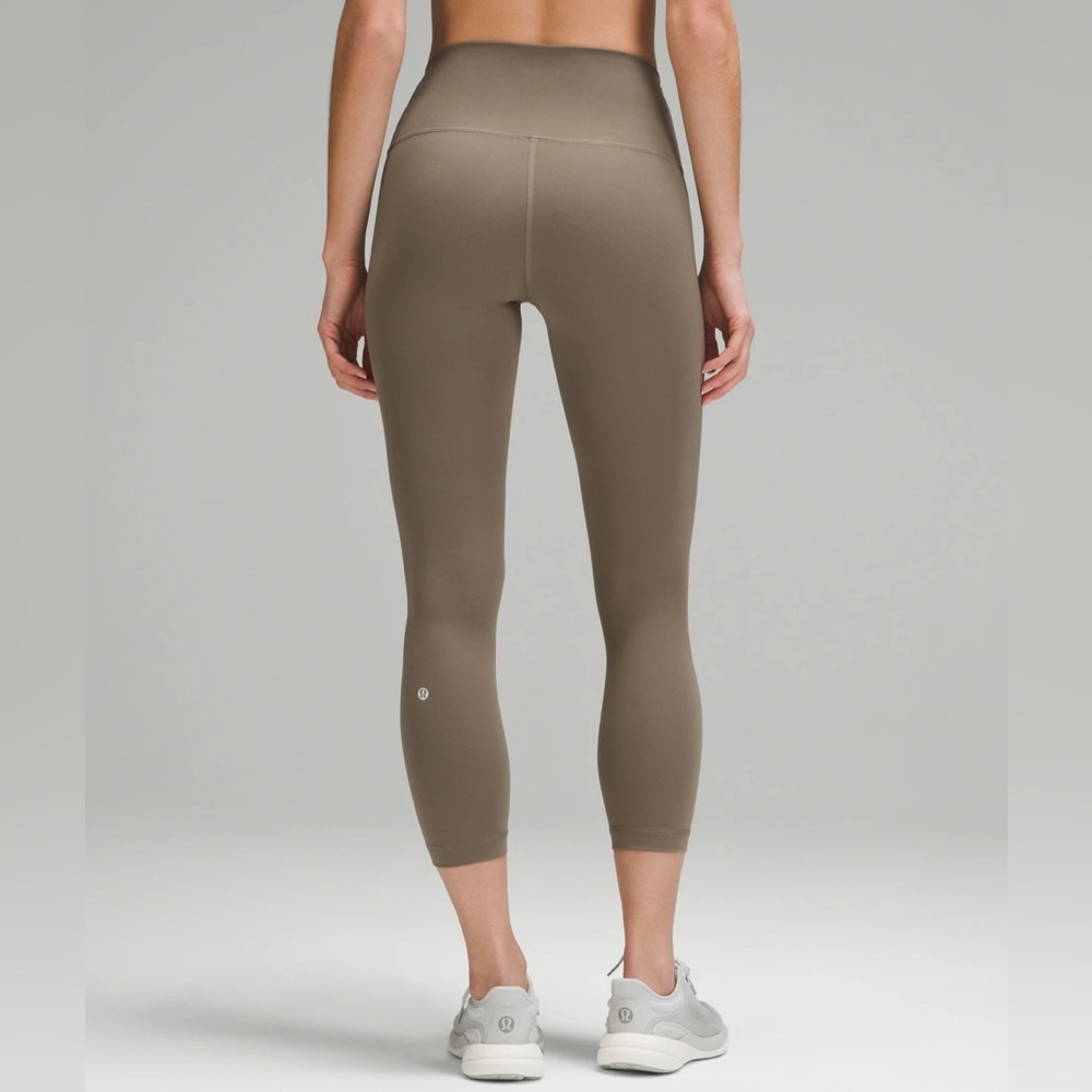 Lululemon Wunder Train HR Crop 23" NOMD Size 4 - Picture 2 of 7